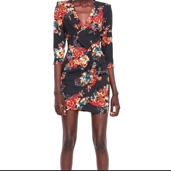 NWT Zara Floral Padded Black Dress size small - Picture 1 of 7